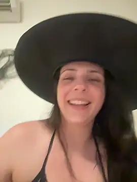 Lady LauraRose online show from November 2025 02:13:01 AM