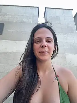 Lady LauraRose online show from December 2025 07:21:02 PM