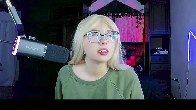 Shisuku Sophi online show from November 2025 11:15:01 PM