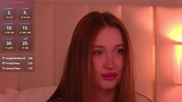 Snapshot of NancySmitts chatting on December 2025 08:25:01 PM NancySmitts online show from December 2025 08:25:01 PM