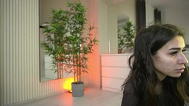 EmmaBlanco online show from March 2026 06:07:01 AM