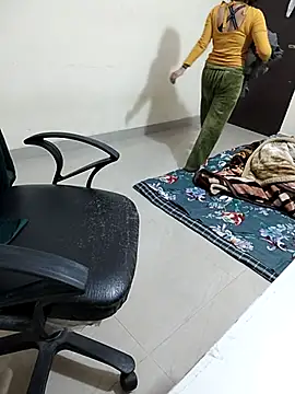 Snapshot of Pihu_Chopra chatting on January 2026 04:42:02 PM Pihu Chopra online show from January 2026 04:42:02 PM