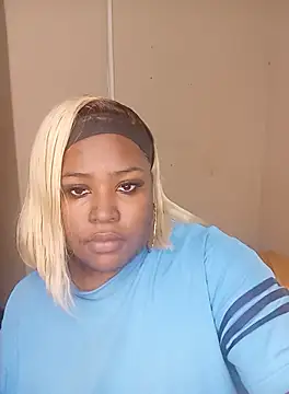 Snapshot of SexyEbonyy_ chatting on September 2025 08:37:02 AM SexyEbonyy online show from September 2025 08:37:02 AM