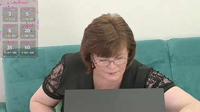 Snapshot of Sandra_Sunrise chatting on October 2025 08:33:01 AM Sandra Sunrise online show from October 2025 08:33:01 AM