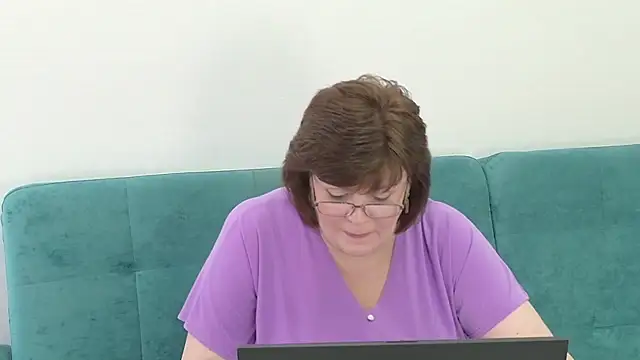 Snapshot of Sandra_Sunrise chatting on November 2025 08:33:02 AM Sandra Sunrise online show from November 2025 08:33:02 AM