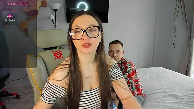 Snapshot of wwow_meow chatting on March 2026 05:22:02 AM wwow meow online show from March 2026 05:22:02 AM