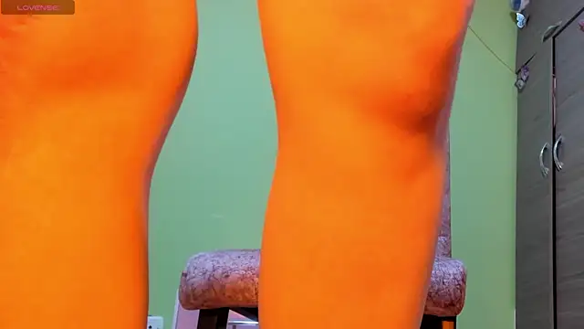 hot Dariana pantyhose online show from November 2025 01:32:02 PM