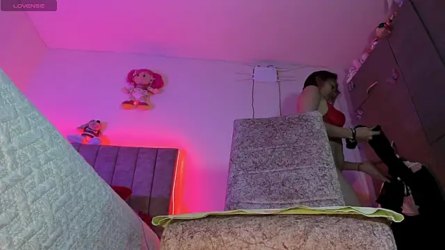 Snapshot of hot_Dariana_pantyhose chatting on April 2026 02:45:01 PM hot Dariana pantyhose online show from April 2026 02:45:01 PM