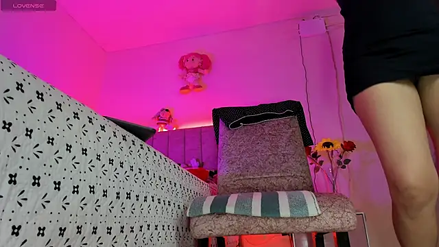 Snapshot of hot_Dariana_pantyhose chatting on May 2026 01:48:01 PM hot Dariana pantyhose online show from May 2026 01:48:01 PM