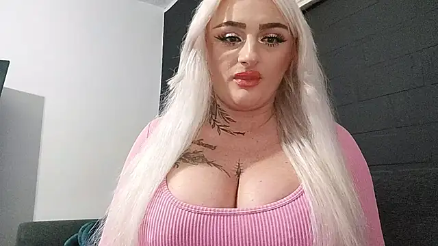 Snapshot of AnastasiaLips chatting on March 2026 09:19:01 PM AnastasiaLips online show from March 2026 09:19:01 PM