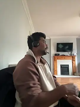 Snapshot of CrazyShashank chatting on February 2026 12:41:02 PM CrazyShashank online show from February 2026 12:41:02 PM