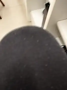 guridosul051 online show from September 2025 01:33:01 PM