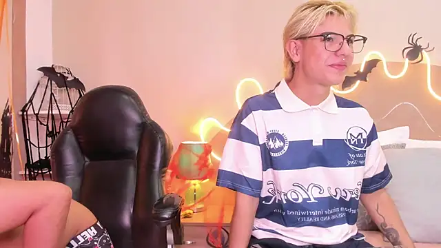 Enrrixxx  online show from October 2025 12:30:02 AM