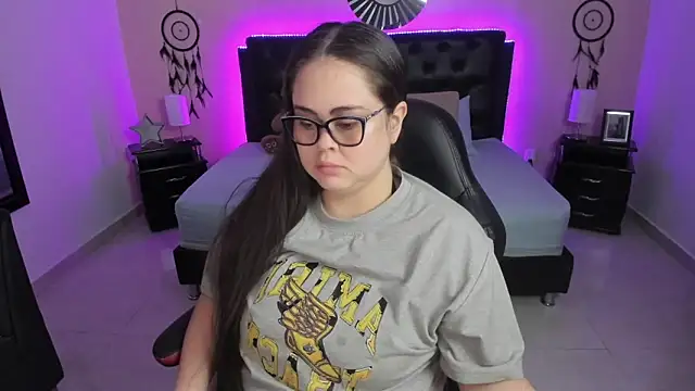 LolaVillalobos online show from February 2026 12:06:01 PM