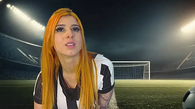 Snapshot of XXMILE chatting on February 2025 06:10:01 PM XXMILE online show from February 2025 06:10:01 PM