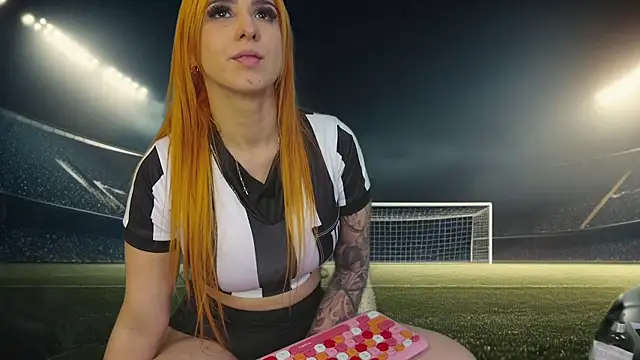 Snapshot of XXMILE chatting on February 2025 01:30:01 PM XXMILE online show from February 2025 01:30:01 PM