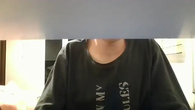 Snapshot of Alexpereezzz chatting on April 2026 07:37:01 PM Alexpereezzz online show from April 2026 07:37:01 PM