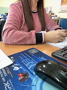 PhuongNhi21 online show from November 2025 01:06:01 AM