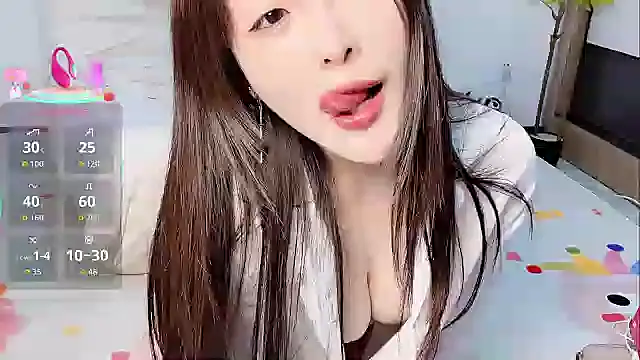 caomei2580 online show from December 2025 02:48:01 PM