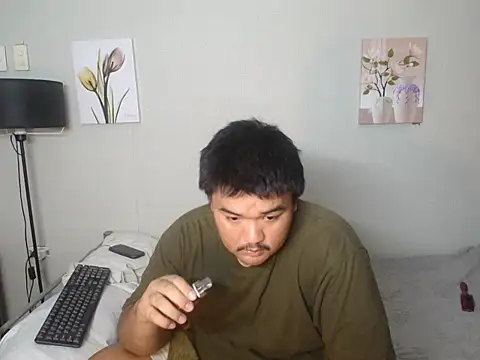 Snapshot of arthur_shelby2 chatting on April 2026 01:13:02 PM arthur shelby2 online show from April 2026 01:13:02 PM