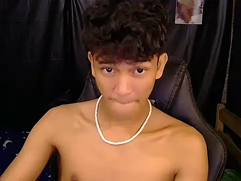 kenbigcockxx online show from March 2026 07:43:02 PM