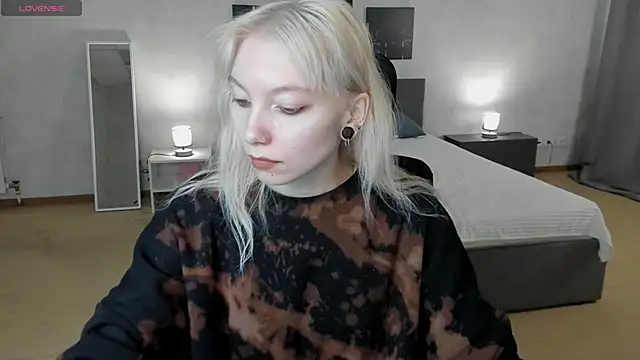 Snapshot of tattoo_art_baby chatting on November 2025 04:45:02 AM tattoo art baby online show from November 2025 04:45:02 AM