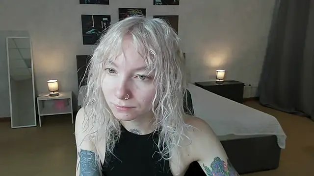 Snapshot of tattoo_art_baby chatting on December 2025 01:36:01 AM tattoo art baby online show from December 2025 01:36:01 AM