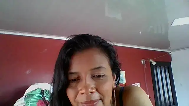 Snapshot of DianaOchoa_ chatting on September 2025 07:37:02 PM DianaOchoa online show from September 2025 07:37:02 PM