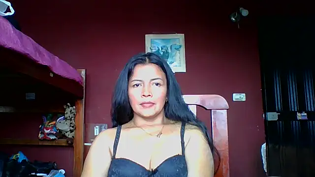 Snapshot of DianaOchoa_ chatting on October 2025 12:57:02 PM DianaOchoa online show from October 2025 12:57:02 PM