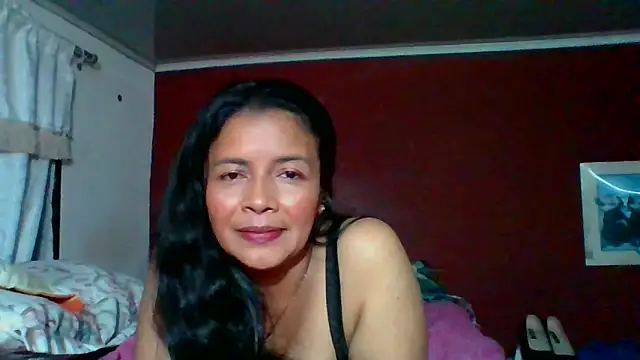 Snapshot of DianaOchoa_ chatting on October 2025 03:26:02 AM DianaOchoa online show from October 2025 03:26:02 AM