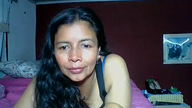 Snapshot of DianaOchoa_ chatting on October 2025 03:50:02 AM DianaOchoa online show from October 2025 03:50:02 AM