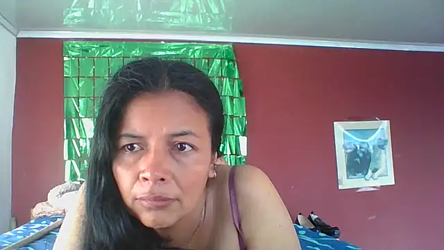 Snapshot of DianaOchoa_ chatting on October 2025 11:55:02 AM DianaOchoa online show from October 2025 11:55:02 AM