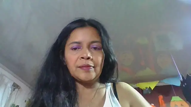 Snapshot of DianaOchoa_ chatting on November 2025 04:37:01 AM DianaOchoa online show from November 2025 04:37:01 AM