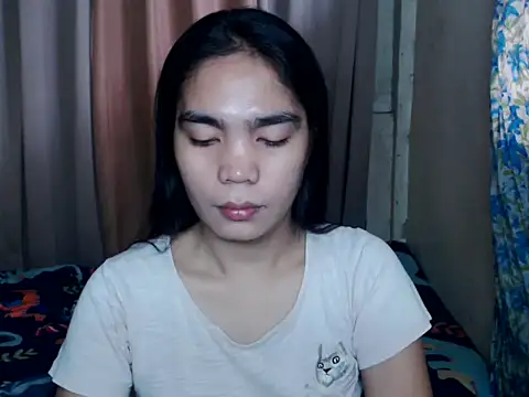 Snapshot of Simple_Martina chatting on October 2025 02:12:02 AM Simple Martina online show from October 2025 02:12:02 AM
