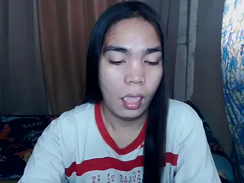 Snapshot of Simple_Martina chatting on November 2025 01:28:02 AM Simple Martina online show from November 2025 01:28:02 AM