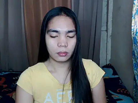 Snapshot of Simple_Martina chatting on November 2025 01:41:02 AM Simple Martina online show from November 2025 01:41:02 AM