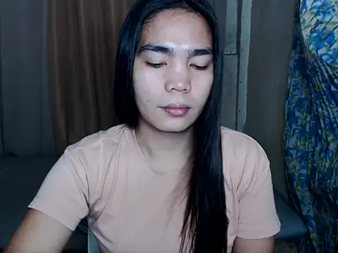 Snapshot of Simple_Martina chatting on December 2025 01:21:02 AM Simple Martina online show from December 2025 01:21:02 AM