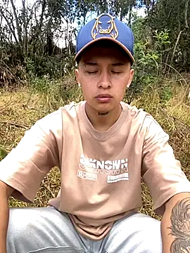 Archie-Davis online show from September 2025 03:47:01 PM