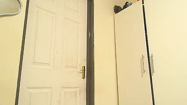 Goddessberry online show from November 2025 03:49:01 AM