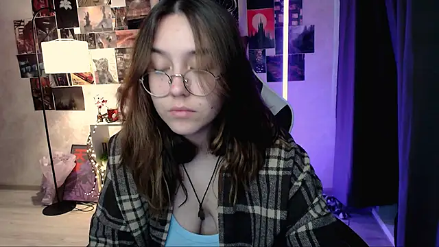 Snapshot of ameliameadd chatting on September 2025 06:46:02 AM ameliameadd online show from September 2025 06:46:02 AM