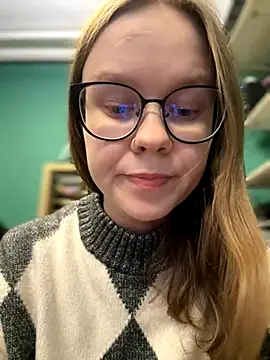 Snapshot of _CherryBloom_ chatting on October 2025 07:05:02 AM  CherryBloom  online show from October 2025 07:05:02 AM