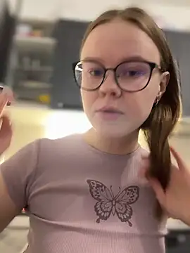 Snapshot of _CherryBloom_ chatting on October 2025 10:02:02 AM  CherryBloom  online show from October 2025 10:02:02 AM