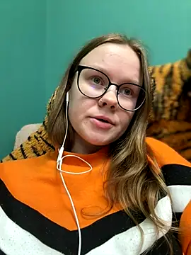 Snapshot of _CherryBloom_ chatting on October 2025 07:33:02 PM  CherryBloom  online show from October 2025 07:33:02 PM