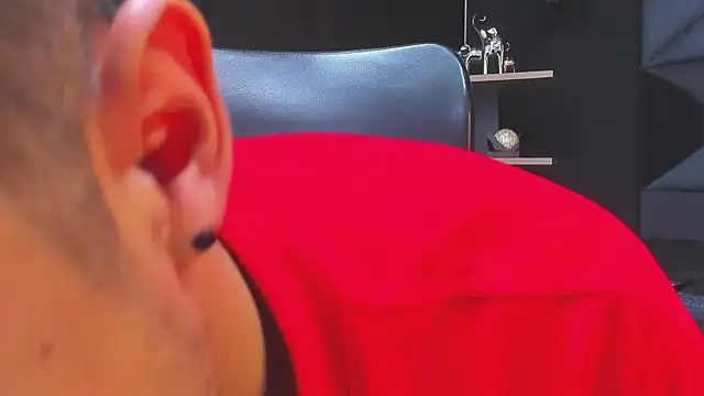 jaze bradley online show from December 2025 11:39:02 AM