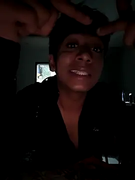 Snapshot of clasperhancock chatting on October 2025 03:24:01 PM clasperhancock online show from October 2025 03:24:01 PM