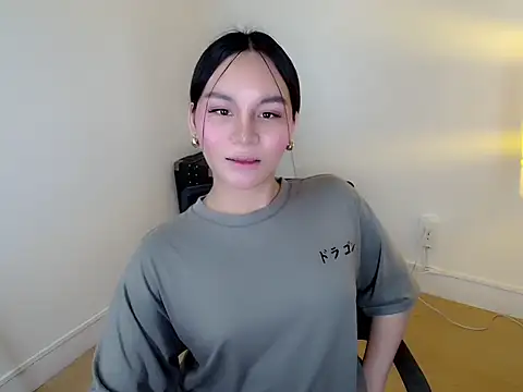 Snapshot of holly_tabby chatting on February 2026 01:15:01 AM holly tabby online show from February 2026 01:15:01 AM