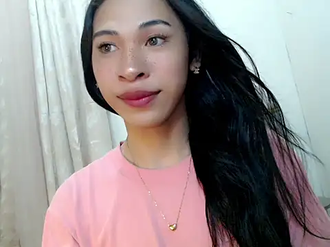 Snapshot of Annaloula chatting on February 2026 07:35:01 AM Annaloula online show from February 2026 07:35:01 AM