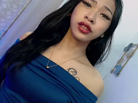 Snapshot of Annaloula chatting on March 2026 02:32:01 PM Annaloula online show from March 2026 02:32:01 PM