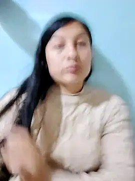 lunna 07 online show from October 2025 12:11:02 AM