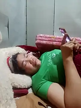 jienrrr online show from April 2026 10:43:02 PM